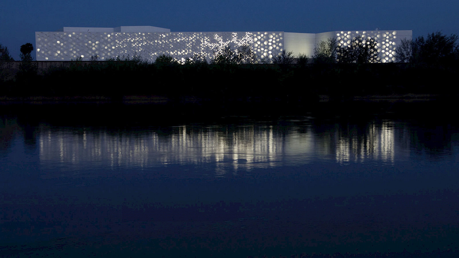 © 2013 Markus Koob by courtesy of realities united